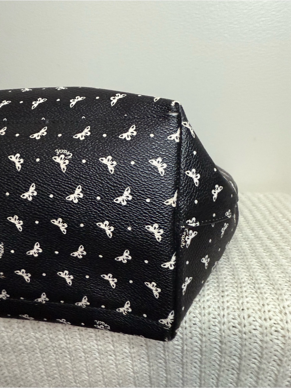 COACH Black Butterfly Print Leather Tote Bag large - Picture 6 of 13